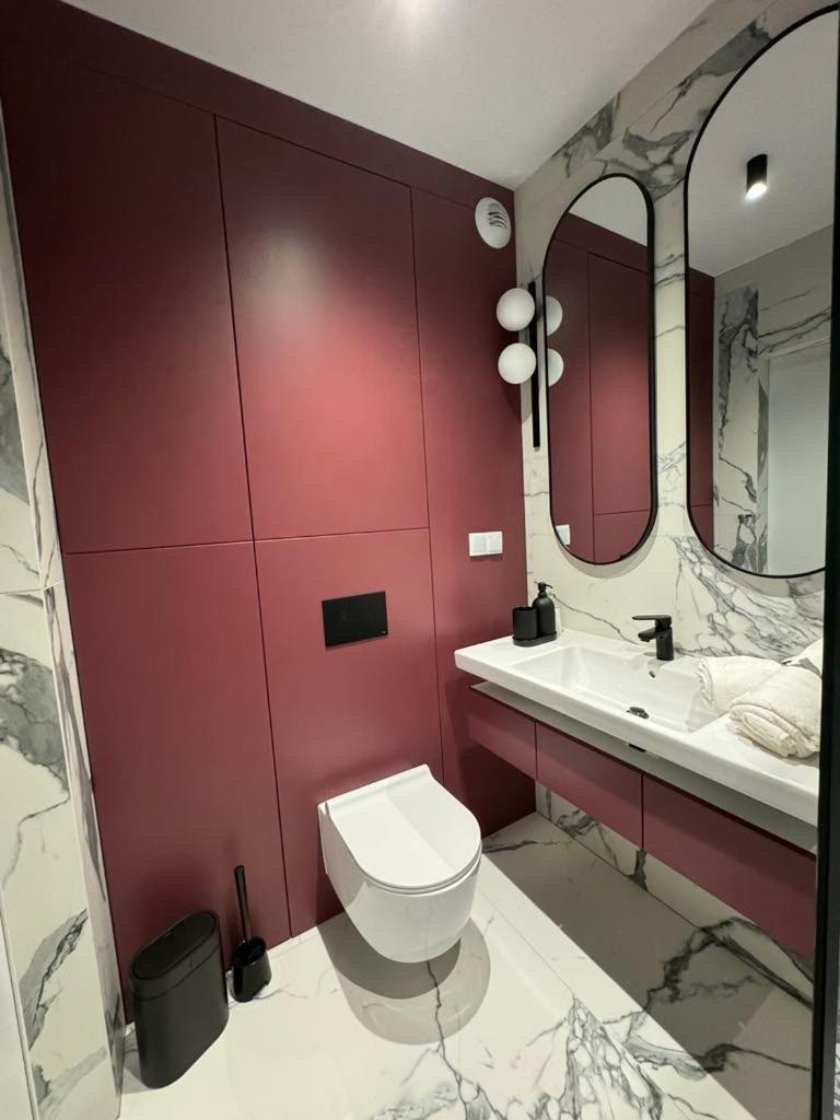 Penthouse21 Apartment ออชเวียนชิม ภายนอก รูปภาพ